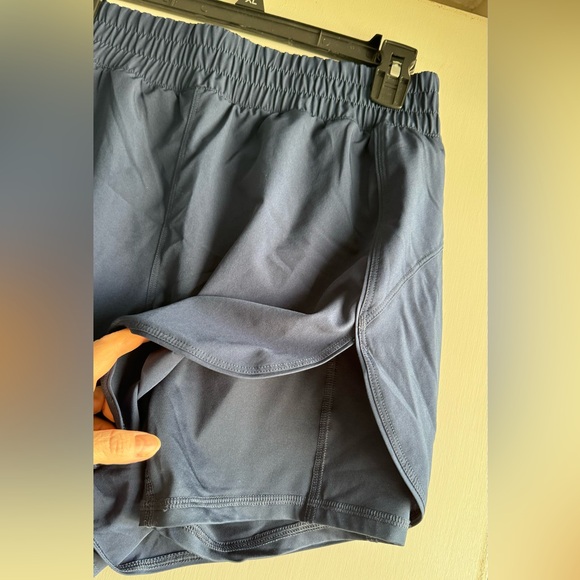 Avia running shorts - Picture 3 of 4